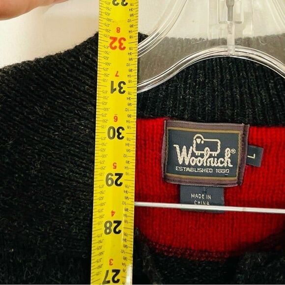 Woolrich Vinatge Charcoal Gray 100% Wool Five Button Cardigan Sweater Size L - Picture 8 of 11